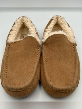 UGG Ascot Loafer Slippers Mens 9 Tan Suede Wool Lining Indoor Outdoor House Shoe